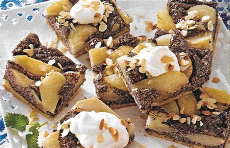 Zuerst das eiklar zu steifem schnee schlagen und vorerst zur seite stellen. Mohn Birnen Kuchen - Backraum24 - Backrezepte und mehr