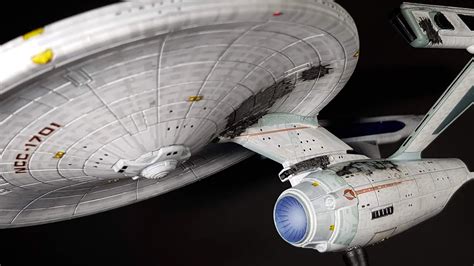 Polar Lights Star Trek USS Enterprise Wrath Of Khan PLASTIC