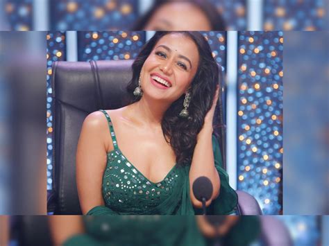 Neha Kakkar Opens Up On How She Went From Singing Bhajans At The Age Of 4 4 साल की उम्र से