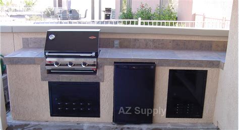 Large Outdoor Kitchen With Refrigerator Built Into Wall Wall Oven
