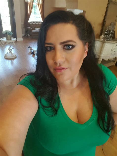 Bbw Becki Butterfly Looking Sexy Pics Xhamster Sexiz Pix