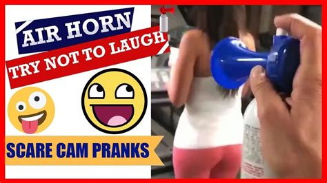 Air Horn Scare Pranks Scaring People Scare Cam Show Funny Pranks Reaction Sr06 Youtube