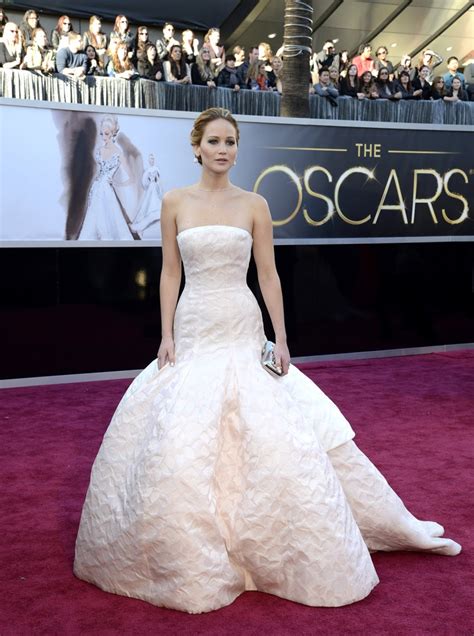 Jennifer Lawrence Explains Her Epic Oscar Dress Fall