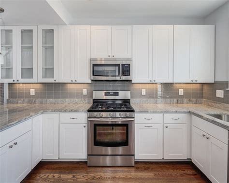 Whether you're a designer, an architect, a contractor, or a homeowner, backsplash.com is ready to help you make your next project a success. Best Grey Glass Tile Backsplash Design Ideas & Remodel ...