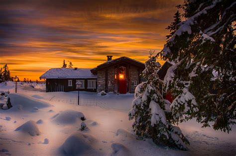 Sunset In The Cabin Winter Scenery Beautiful Winter Pictures Cool