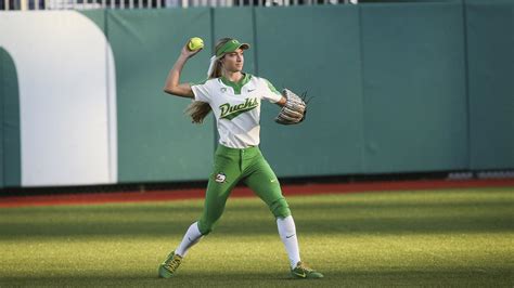 #haley cruse #univ of oregon #oregon softball. Pin on Beautiful Female Athletes