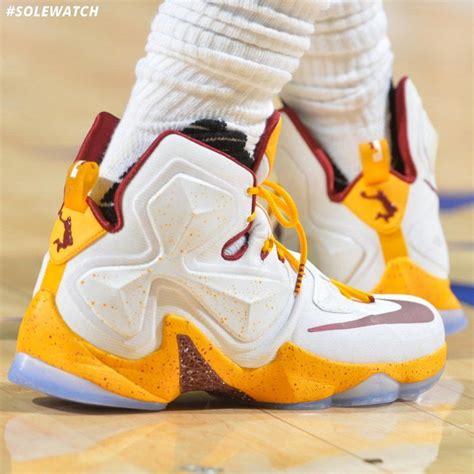Solecollector On Twitter Lebron James Lebron Sport Outfit Men