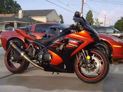 Each 310mm disc is attached to the carrier using 12 floating mounts instead of 8 for improved heat transfer away from the disc. 07 Suzuki GSXR 1000, Showroom Condition, Stock for sale on ...