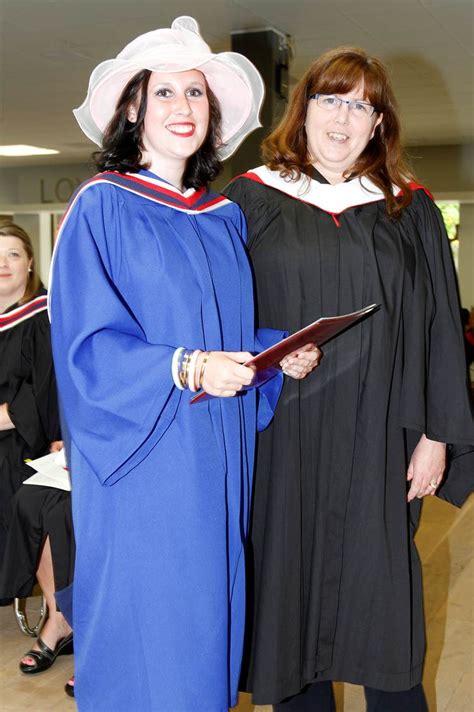 Loyalist College Grads Recognized At Third Of Four Convocation Ceremonies Loyalist College