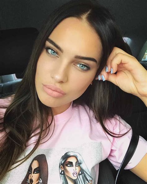 Models â ¥ Instagram Woman With Blue Eyes Beautiful Girl Face