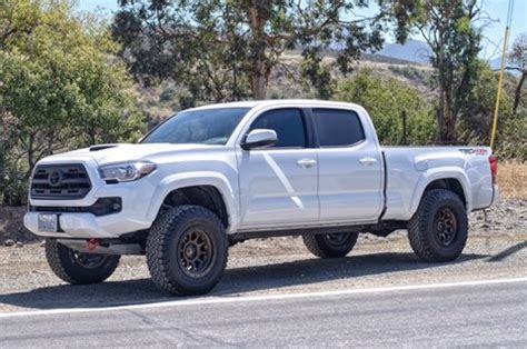 Recently purchased a dclb white tacoma and i'm looking for wheel opinions. 3rd Gen White Tacomas - Post them up! | Page 183 | Tacoma World