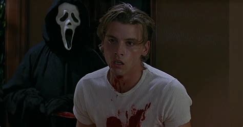 Keep an eye out for a finally, if you have never seen scream and perhaps you're not a fan of the horror genre please hear me out, you owe it to yourself to watch this. Watch Scream (1996) Full Movie Online For Free Without ...