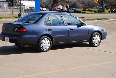 The absence of flash can make any car a difficult selling. 1999 Toyota Corolla - Pictures - CarGurus