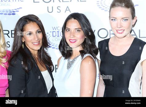 Sukhinder Singh Cassidy Olivia Munn And Kelsey Falter Attend The L