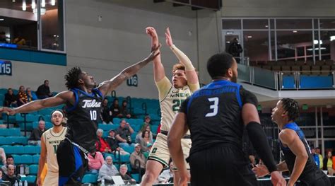 Charlotte Holds On Against Tulsa To Advance To The Mbi Championship