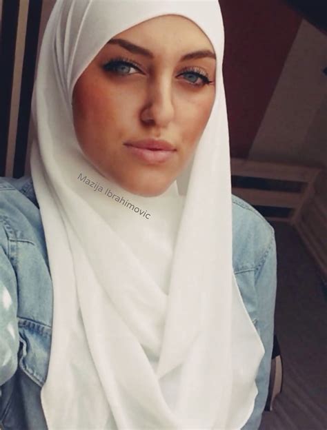 Sexy Muslim Hijabi Beurette Arab Moroccan Paki Sluts Photo