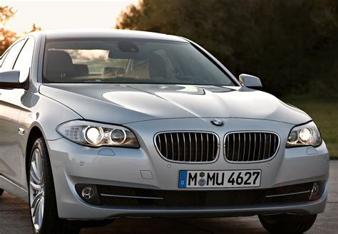 Bmw 5 Series F10 Specs And Photos 2009 2010 2011 2012 2013