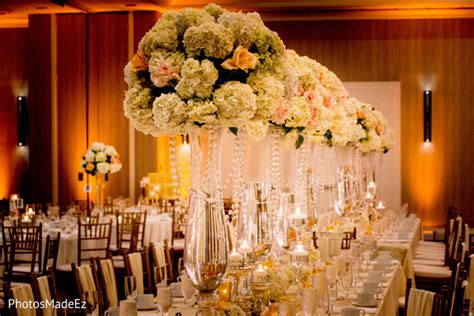 Amazing Indian Wedding Reception Floral Decor Photo 146394