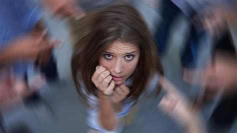 What Are The Signs And Symptoms Of Social Anxiety Bridges To Recovery