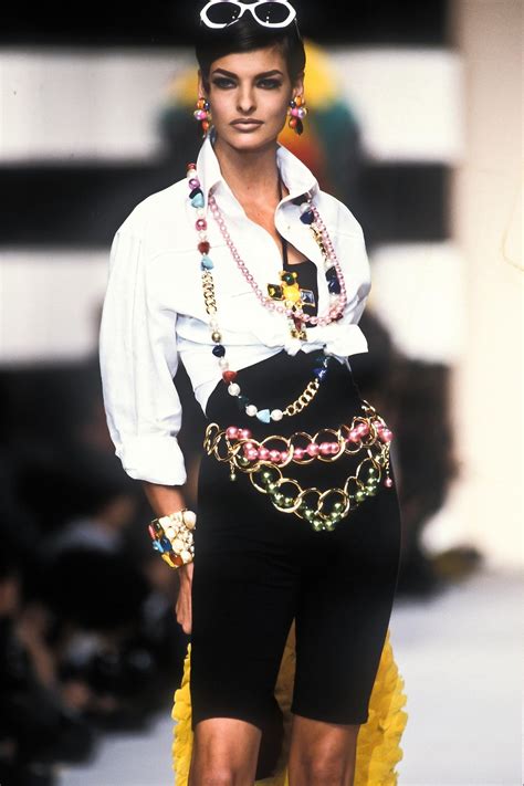 La Linda Evangelista Chanel Rtw Ss 1991 Model Linda Evangelista