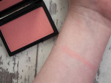 The Rose Gold Blush Lauren Victoria Beauty And Lifestyle Blog
