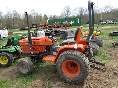 Kubota B7200 Tractors Less Than 40 Hp For Sale Tractor Zoom