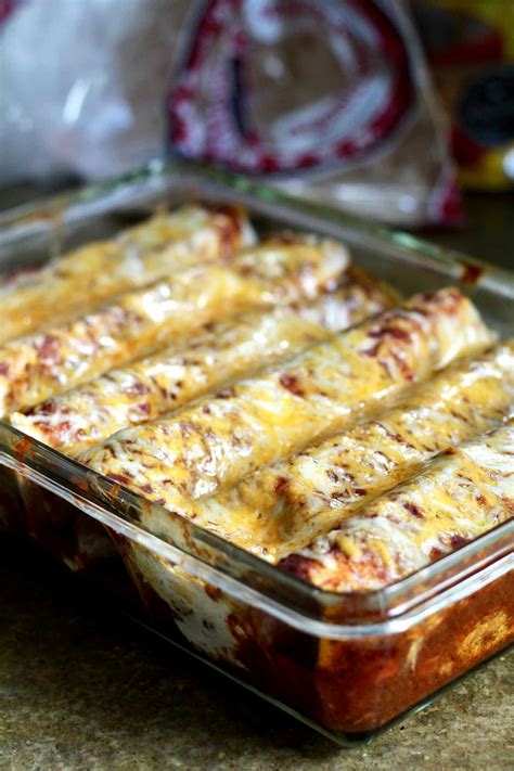 Alternatively, you can buy a rotisserie chicken if you don't feel like cooking your own. Healthy Chicken Enchiladas • The Healthy Toast