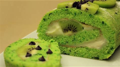 Spinach Cake Roll Recipe Swiss Roll With Kiwi And Spinach Youtube