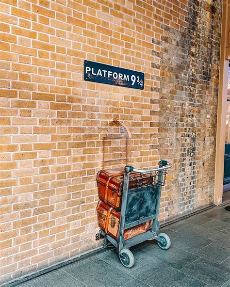 How To Visit Platform At Kings Cross Station London