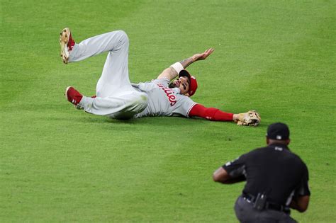 Nick Castellanos Catch Saves Phillies As They Win Game 1 Of The World
