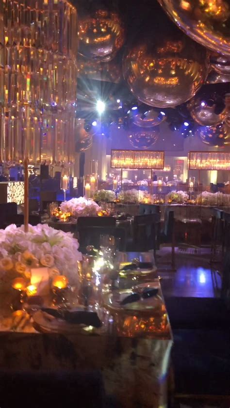 Nye Wedding Receptiona Glamorous New Years Eve Wedding In New York