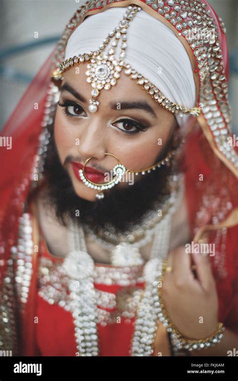 Harnaam Kaur The Bearded Dame Body Positive Activist Stock Photo Alamy