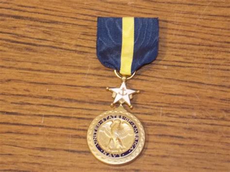 Original Wwii Us Navy Distinguished Service Medal Wribbon 16550