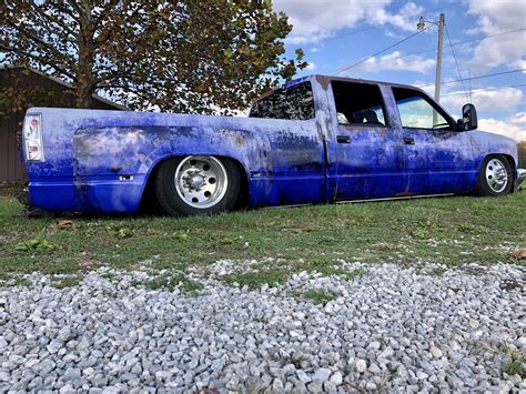 Bagged Chevy Dually Towing