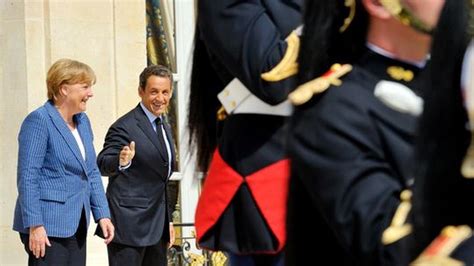 Schuldenkrise Merkel Und Sarkozy Schlagen Euro Wirtschaftsregierung