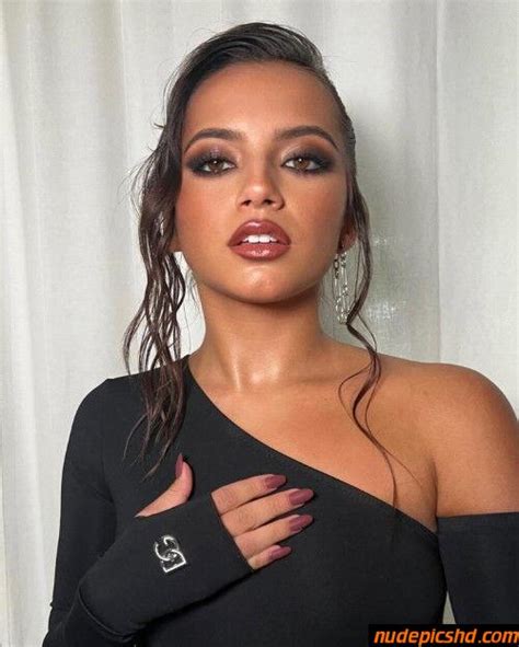 Isabela Merced Beauty In Black For Grammys Party Nude Leaked Porn Photo