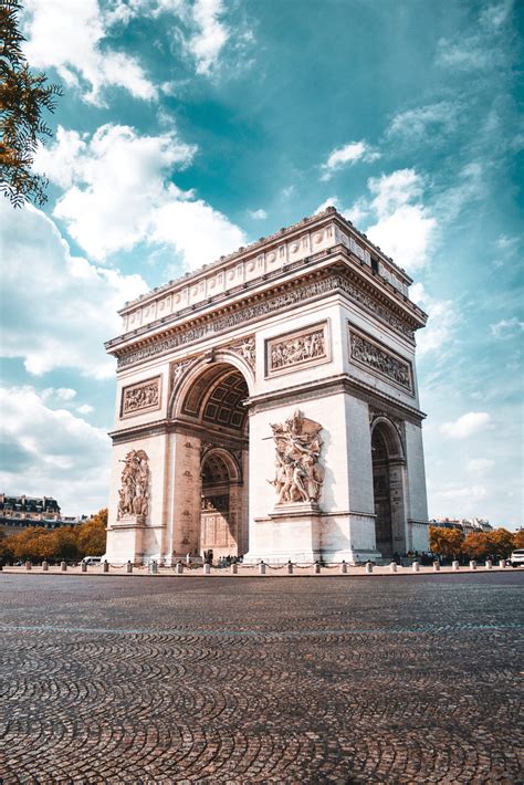 17 Good Places To Eat Around The Champs Elysee And Arc De Triomphe No