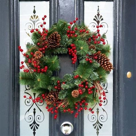Inspiring Christmas Wreaths Ideas For All Types Of Décor28 Homishome
