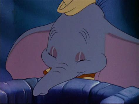 Dumbo Classic Disney Image 4613345 Fanpop