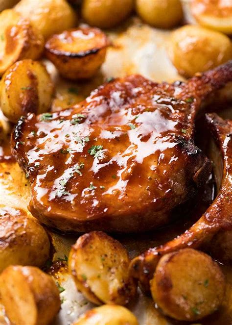 Oven Baked Pork Chops With Potatoes Therecipecritic