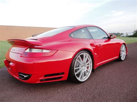 It had club coupe, targa, gt2, gt3, carrera, sports classic and speedster variants. 2007 Porsche 997 Turbo in Guards Red
