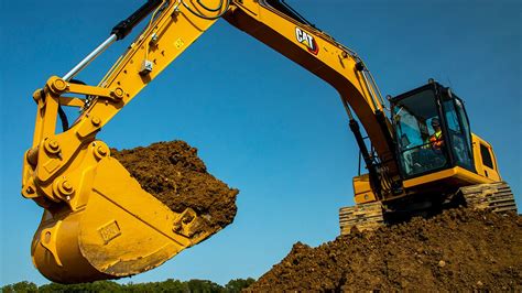 Tips For Digging And Trenching With Your Excavator Cat Caterpillar