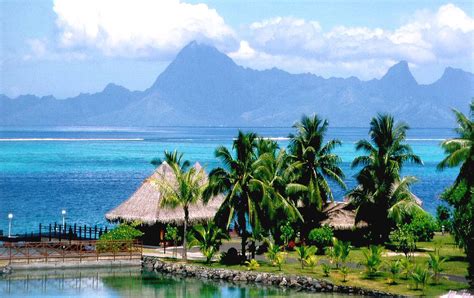 Organize your smooth and professional transportation in tahiti by booking the best service. Tahiti attractions the heart of French Polynesia | Travel Blog