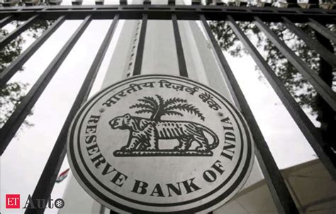 Rbi May Slash Interest Rate By 25 Bps Sbi Report Auto News Et Auto