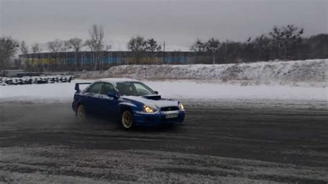 Subaru Wrx Sti Drift Snow Youtube