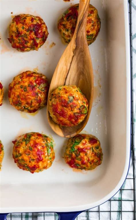 With the craziness going on at the grocery stores right now, i was grateful to find some ground chicken available. Baked Chicken Meatballs {Easy and Healthy!} - WellPlated.com