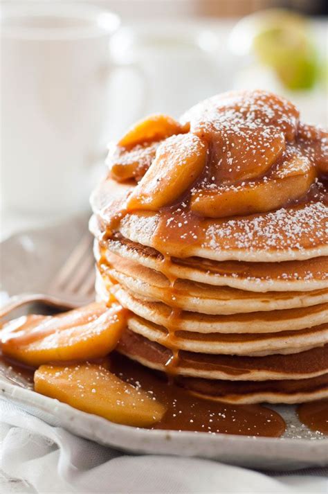Pancakes With Cinnamon Apple Caramel Syrup Bon Appétit Prendre Le