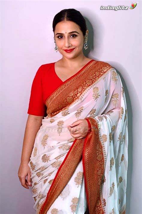 Vidya Balan Photos Bollywood Actress Photos Images Gallery Stills