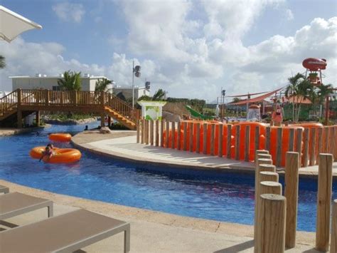 Departing january 9 (7 or 8 days). STSVacations ~ Nickelodeon Hotel & Resorts