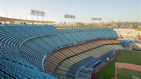Your Face Here Dodgers To Fill Stands With Cutouts For 2020 Season